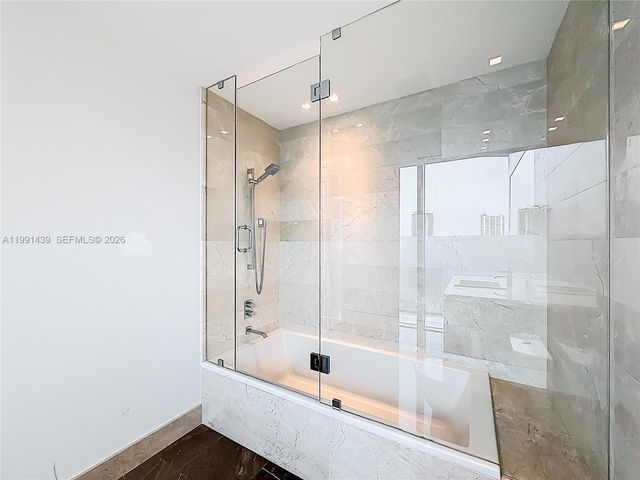 19575 Collins Ave 5, Sunny Isles Beach, FL 33160