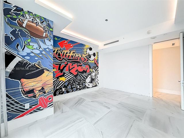 19575 Collins Ave 5, Sunny Isles Beach, FL 33160