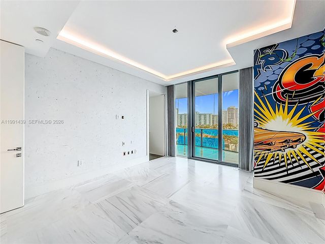 19575 Collins Ave 5, Sunny Isles Beach, FL 33160