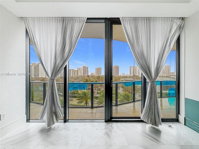 19575 Collins Ave 5, Sunny Isles Beach, FL 33160
