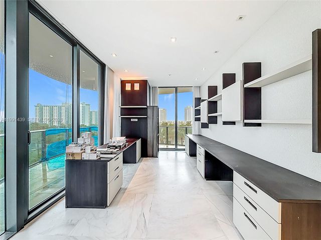 19575 Collins Ave 5, Sunny Isles Beach, FL 33160