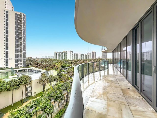 19575 Collins Ave 5, Sunny Isles Beach, FL 33160