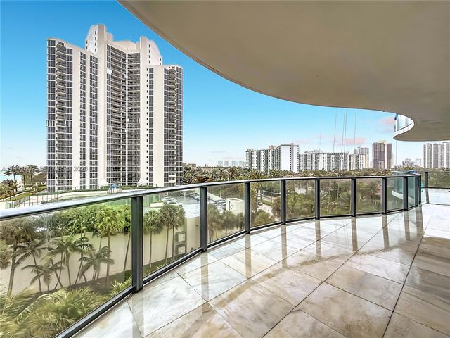 19575 Collins Ave 5, Sunny Isles Beach, FL 33160