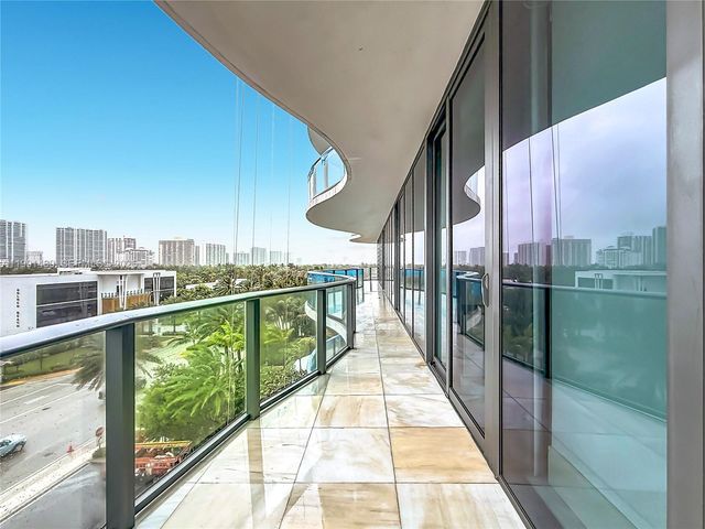 19575 Collins Ave 5, Sunny Isles Beach, FL 33160