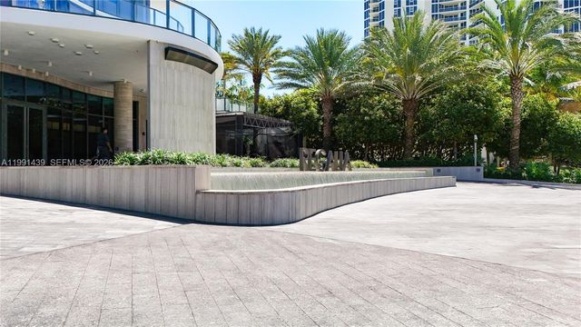 19575 Collins Ave 5, Sunny Isles Beach, FL 33160