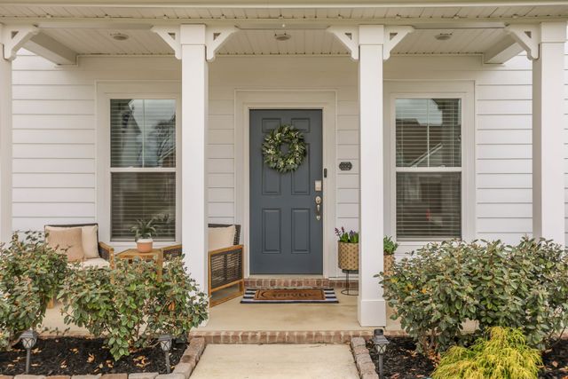 4003 Sadie St, Columbia, TN 38401