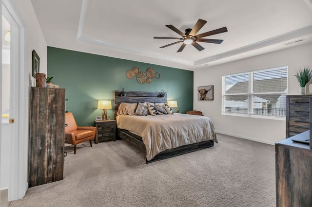 4003 Sadie St, Columbia, TN 38401