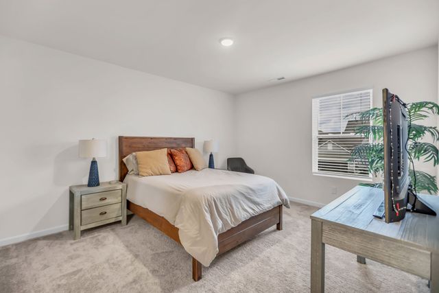 4003 Sadie St, Columbia, TN 38401