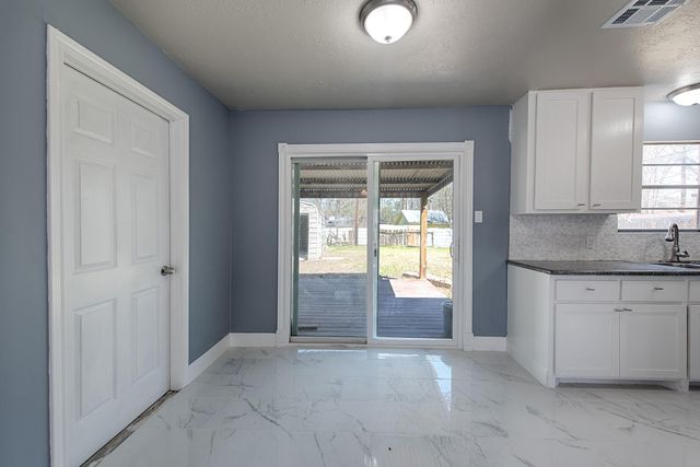 303 Spring Stream Bend, Montgomery, TX 77316