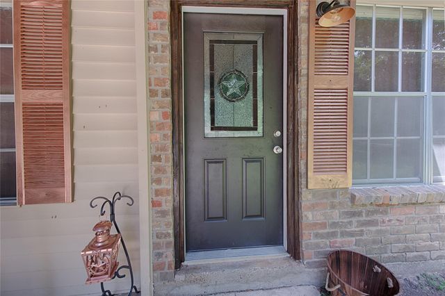 303 Spring Stream Bend, Montgomery, TX 77316