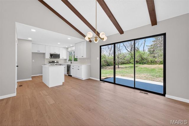 11553 Patty Ann Drive, St Louis, MO 63146