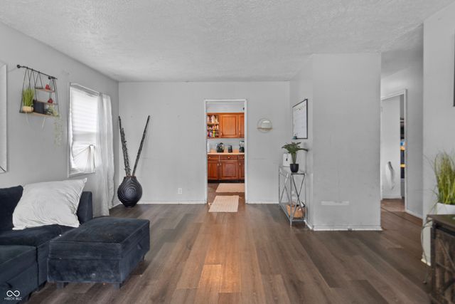 5201 E 34th Street, Indianapolis, IN 46218