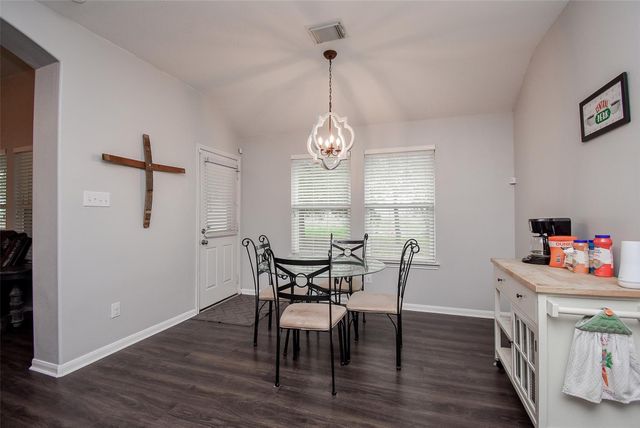 5706 Van Steinberg, East Bernard, TX 77435