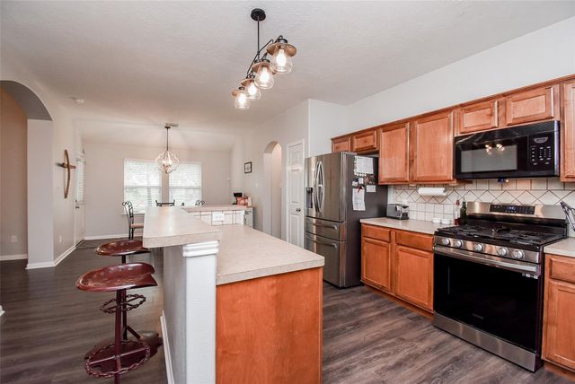 5706 Van Steinberg, East Bernard, TX 77435