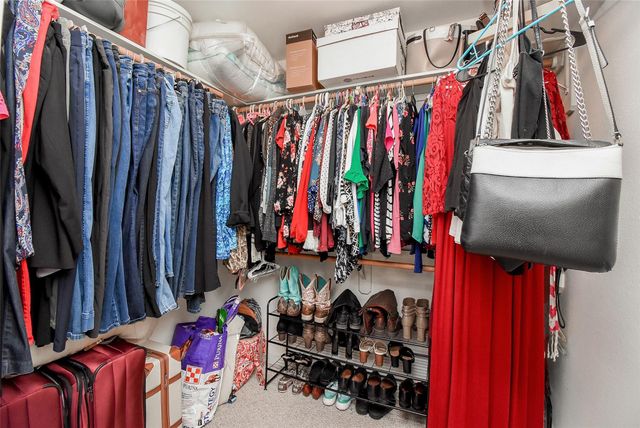 5706 Van Steinberg, East Bernard, TX 77435