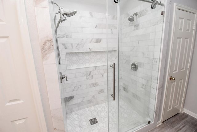 5706 Van Steinberg, East Bernard, TX 77435