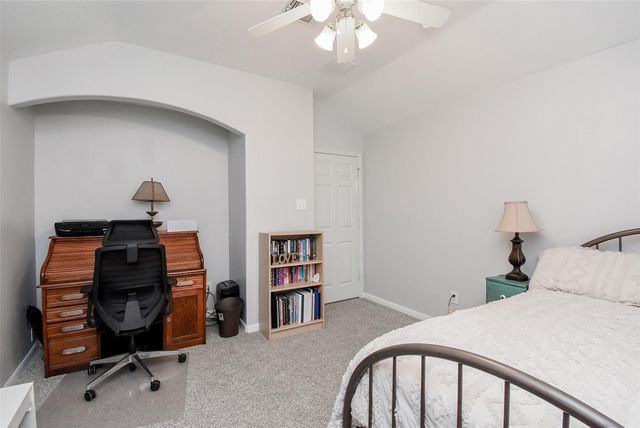 5706 Van Steinberg, East Bernard, TX 77435