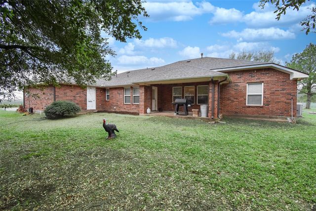 5706 Van Steinberg, East Bernard, TX 77435