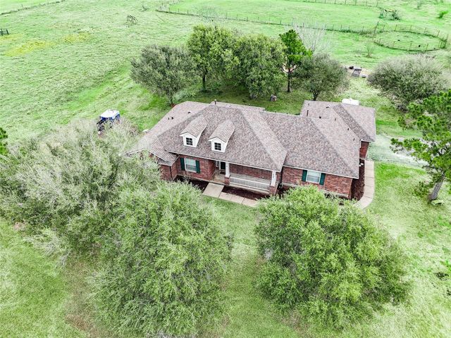 5706 Van Steinberg, East Bernard, TX 77435