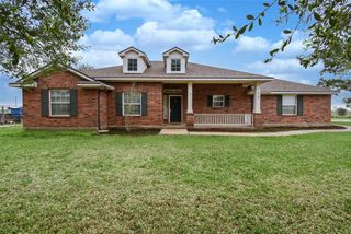 5706 Van Steinberg, East Bernard, TX 77435
