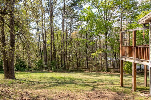 923 Crest Drive, Chickamauga, GA 30707