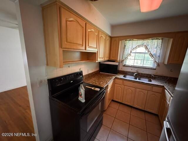 5250 SANTA MONICA Boulevard S, Jacksonville, FL 32207