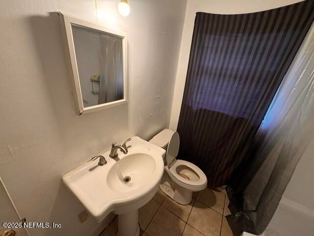 5250 SANTA MONICA Boulevard S, Jacksonville, FL 32207