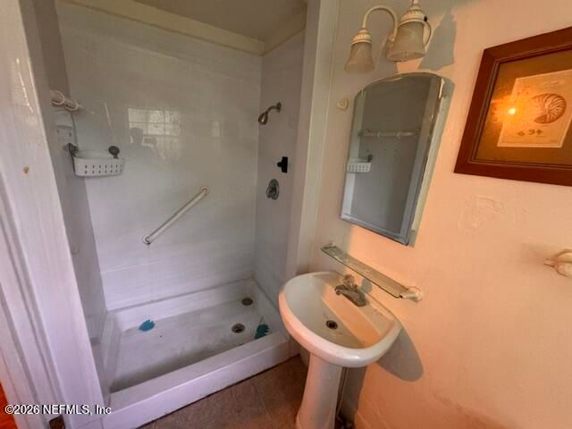 5250 SANTA MONICA Boulevard S, Jacksonville, FL 32207