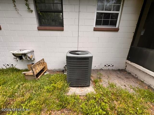 5250 SANTA MONICA Boulevard S, Jacksonville, FL 32207