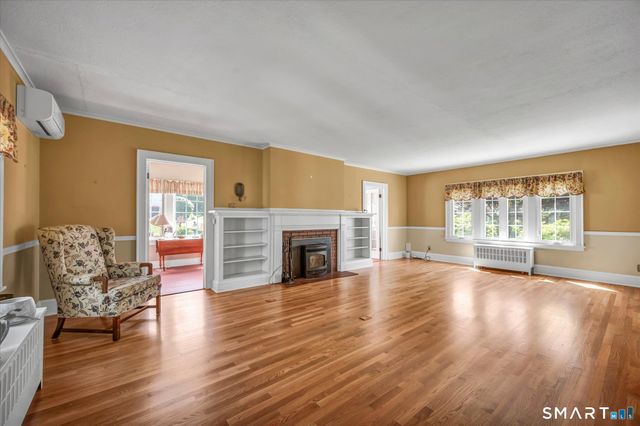 62 Hillcrest Terrace, Meriden, CT 06450