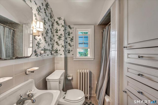 62 Hillcrest Terrace, Meriden, CT 06450