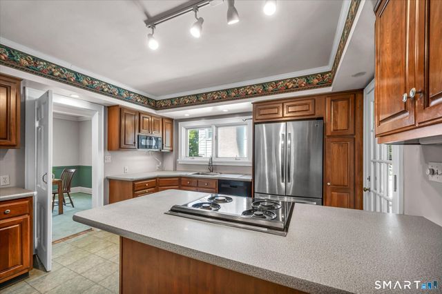 62 Hillcrest Terrace, Meriden, CT 06450