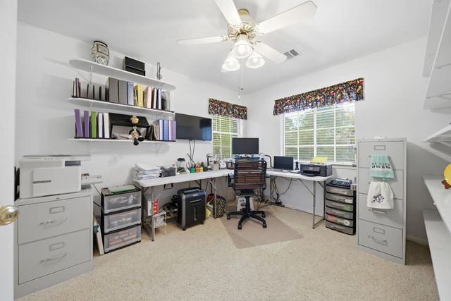 74 E Lakeridge Drive, The Woodlands, TX 77381