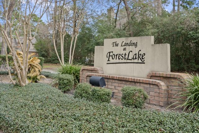 74 E Lakeridge Drive, The Woodlands, TX 77381