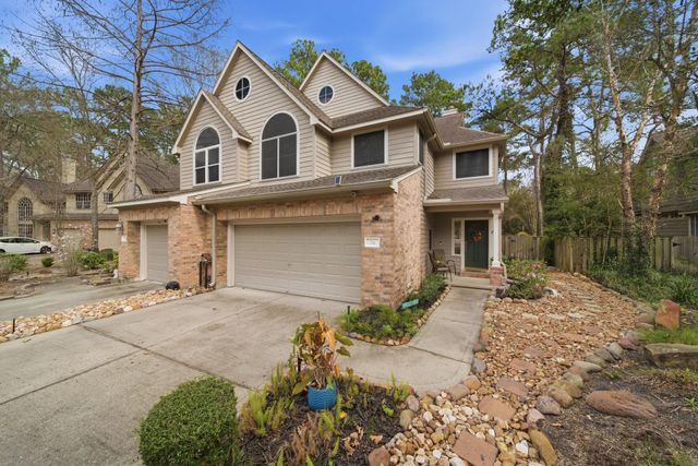 74 E Lakeridge Drive, The Woodlands, TX 77381
