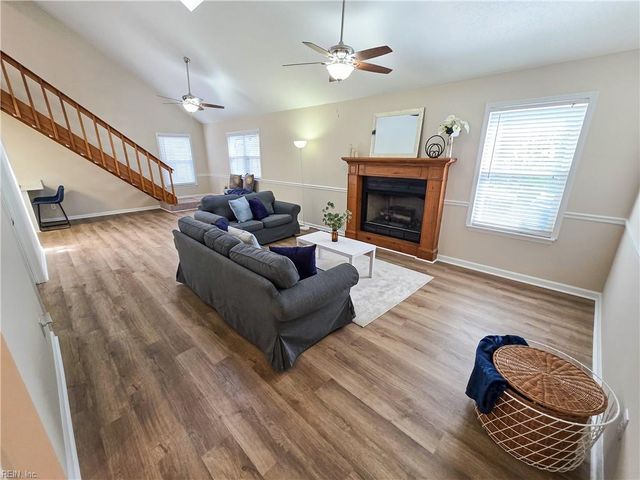 1188 Lord Dunmore DR, Virginia Beach, VA 23464