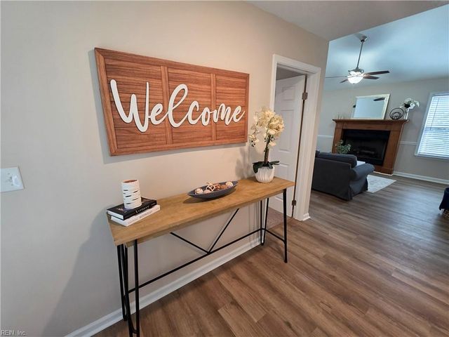 1188 Lord Dunmore DR, Virginia Beach, VA 23464