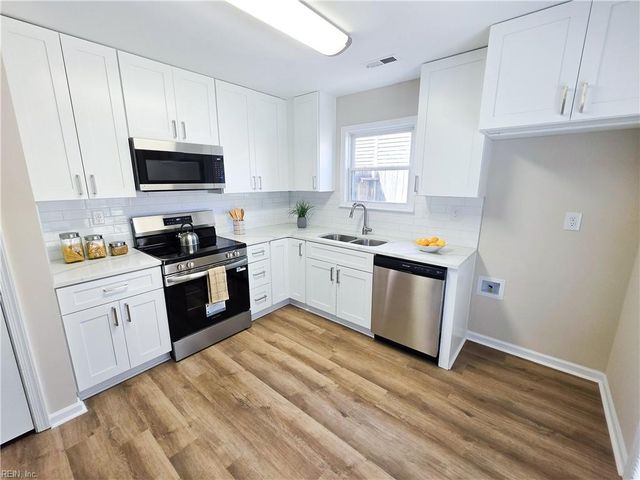 1188 Lord Dunmore DR, Virginia Beach, VA 23464