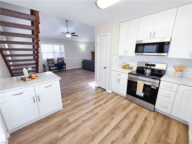1188 Lord Dunmore DR, Virginia Beach, VA 23464