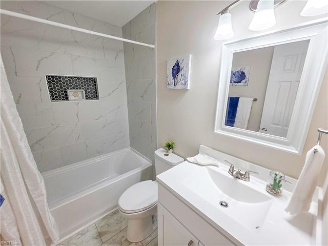 1188 Lord Dunmore DR, Virginia Beach, VA 23464