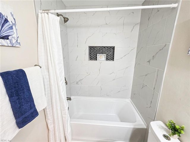 1188 Lord Dunmore DR, Virginia Beach, VA 23464