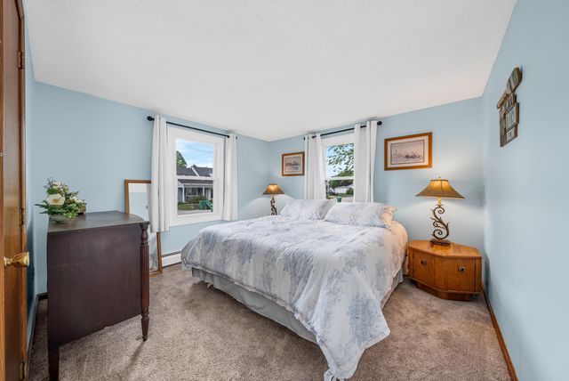 17 Willey Street, Rochester, NH 03867