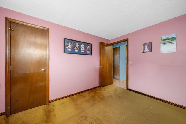 17 Willey Street, Rochester, NH 03867
