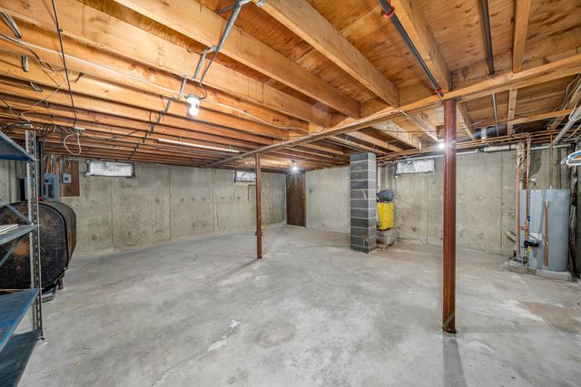 17 Willey Street, Rochester, NH 03867
