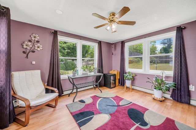 17 Willey Street, Rochester, NH 03867
