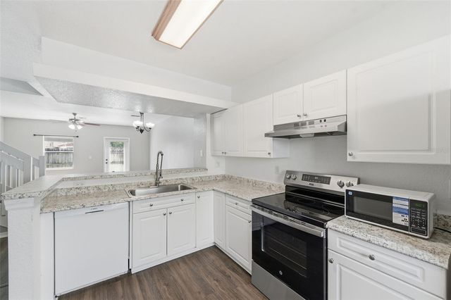 4347 HAR PAUL CIRCLE, Tampa, FL 33614