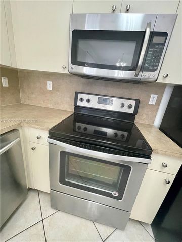 21477 SW 85th Psge 21477, Cutler Bay, FL 33189