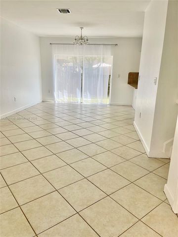 21477 SW 85th Psge 21477, Cutler Bay, FL 33189