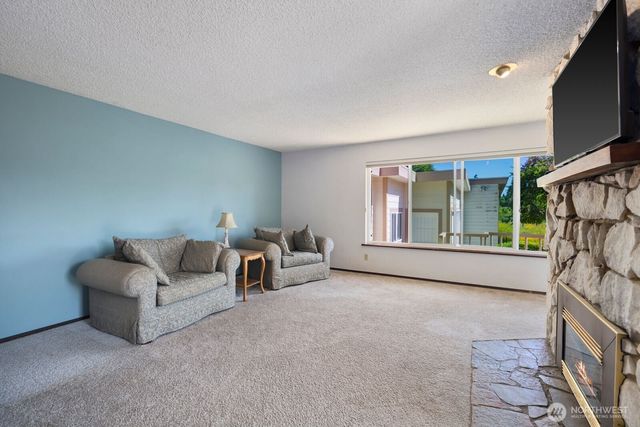 11524 36th Street E, Edgewood, WA 98372