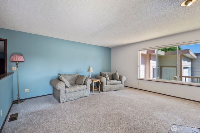 11524 36th Street E, Edgewood, WA 98372